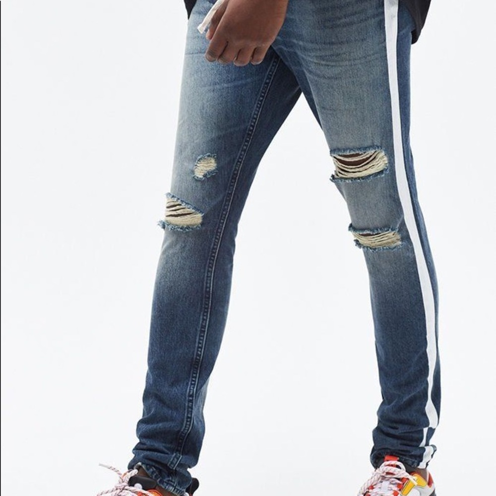 PacSun ripped jeans
